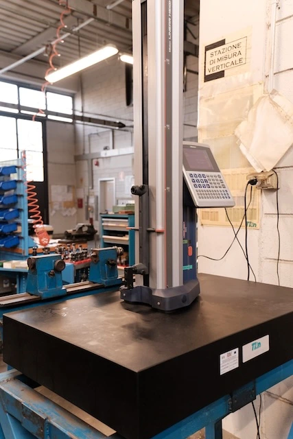 misurazione-mitutoyo-sj2110